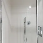 Frei Yellow 아파트