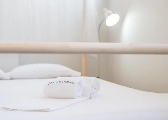 Frei Yellow 公寓 *